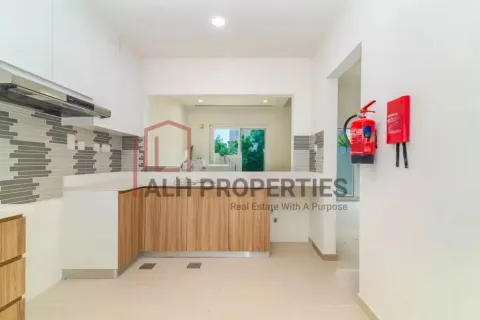 Σπίτι σε Dubai Land, Dubai, ΗΑΕ 3 υπνοδωμάτια, 161 τ.μ. Αρ. 690422 - φωτογραφία 6