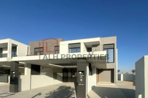 Dubai South (Dubai World Central), Dubai, BAE’de kiralık townhouse 4 yatak odası, 247 m&sup2; No 690428 - fotoğraf 1