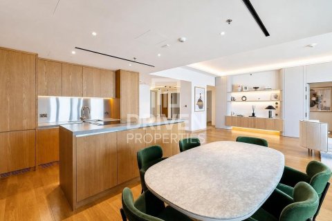 Apartmen di Jumeirah, Dubai, UAE 3 bilik tidur, 242.48 meter persegi № 768180 - foto 22