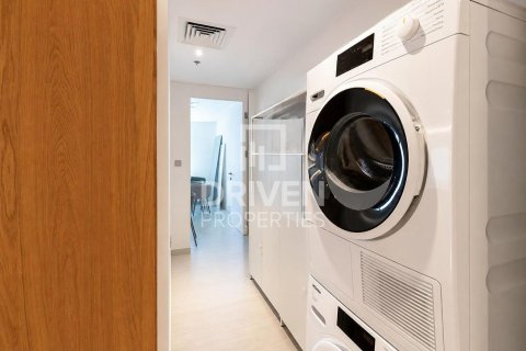 Apartmen di Jumeirah, Dubai, UAE 3 bilik tidur, 242.48 meter persegi № 768180 - foto 23