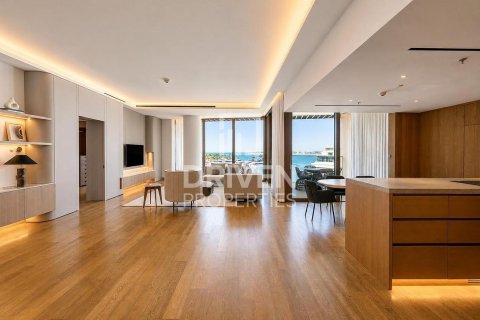 Apartmen di Jumeirah, Dubai, UAE 3 bilik tidur, 242.48 meter persegi № 768180 - foto 8