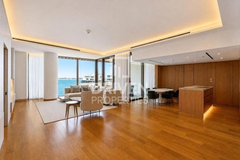 Apartmen di Jumeirah, Dubai, UAE 3 bilik tidur, 242.48 meter persegi № 768180 - foto 9