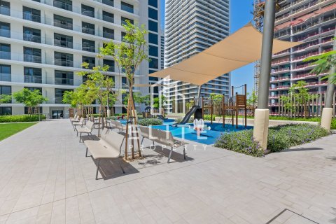 Apartament na sprzedaż w Dubai Harbour, Dubai, ZEA 3 sypialnie, 181 mkw., nr 638851 - zdjęcie 2