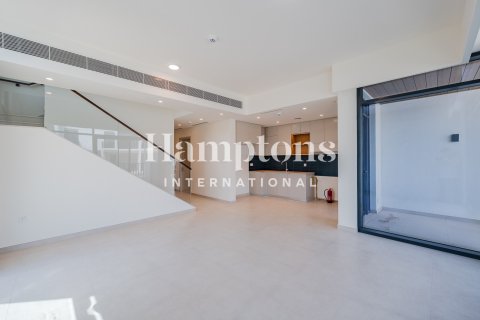 טאונהאוס להשכרה ב Arabian Ranches 3, Dubai, איחוד האמירויות  4 חדרי שינה, 187.59902790 מ"ר, מספר 681404 - תמונה 9