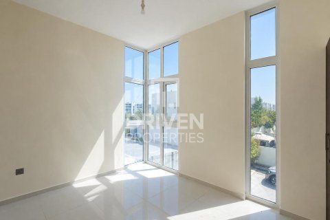 טאונהאוס להשכרה ב Dubai, איחוד האמירויות  3 חדרי שינה, 176.98 מ"ר, מספר 754266 - תמונה 16