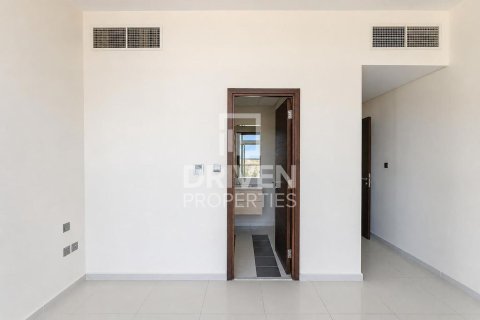 טאונהאוס להשכרה ב Dubai, איחוד האמירויות  3 חדרי שינה, 176.98 מ"ר, מספר 754266 - תמונה 12