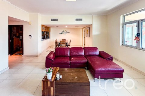 Huoneisto Greens, Dubai, Arabiemiraatit 2 makuuhuonetta, 124.77 m2 № 733792 - kuva 3