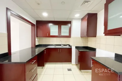 Huoneisto Jumeirah Beach Residence, Dubai, Arabiemiraatit 2 makuuhuonetta, 129 m2 № 649457 - kuva 18