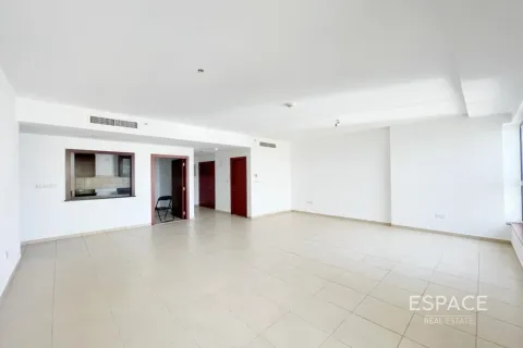 Huoneisto Jumeirah Beach Residence, Dubai, Arabiemiraatit 2 makuuhuonetta, 129 m2 № 649457 - kuva 8