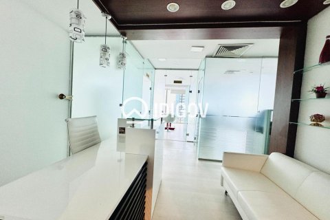 Снять в аренду офис в Бизнес-Бэй, Дубай, ОАЭ 89м2, № 696558 - фото 3