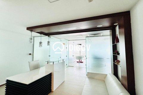 Снять в аренду офис в Бизнес-Бэй, Дубай, ОАЭ 89м2, № 696558 - фото 2