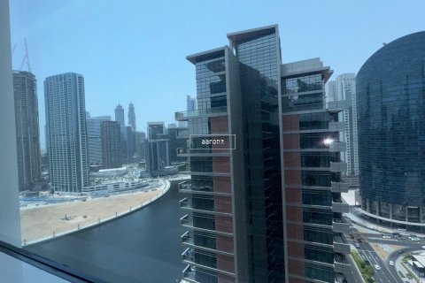 Birojs Business Bay, Dubaijā, AAE 63.9 m2 Nr. 635099 - attēls 9
