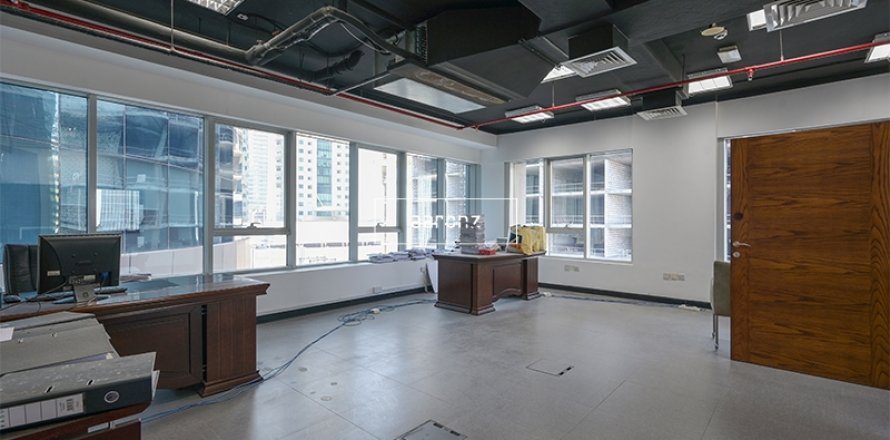 Oficiu în Business Bay, Dubai, EAU 148.7 mp. №635100