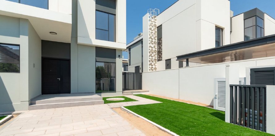 Villa i Al Furjan, Dubai, UAE 4 soveværelser, 462.8 kvm № 709914
