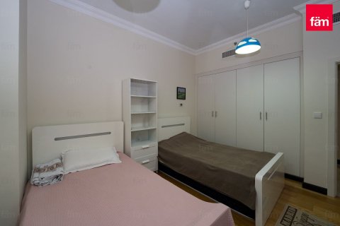 Apartment in Dubai, UAE 3 bedrooms, 182.2 sq.m. № 709911 - photo 17