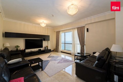 Apartment in Dubai, UAE 3 bedrooms, 182.2 sq.m. № 709911 - photo 3