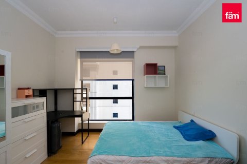Apartment in Dubai, UAE 3 bedrooms, 182.2 sq.m. № 709911 - photo 13