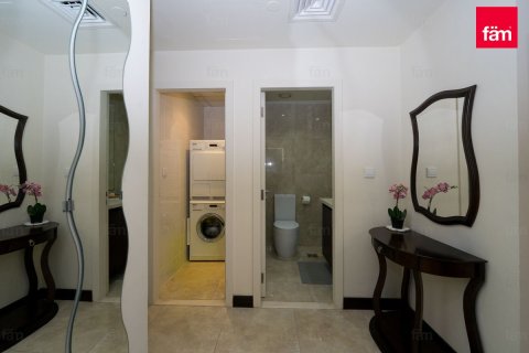 Apartment in Dubai, UAE 3 bedrooms, 182.2 sq.m. № 709911 - photo 20
