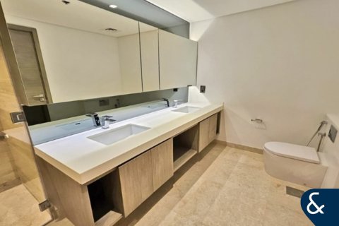 Apartment sa Business Bay, Dubai, UAE 1 silid-tulugan, 91 sq.m. № 666415 - larawan 10