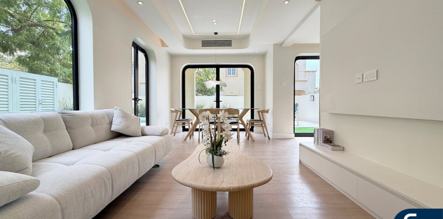 Villa in The Springs, Dubai, UAE 3 bedrooms, 167 sq.m. № 666419
