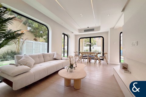 Villa in The Springs, Dubai, UAE 3 bedrooms, 167 sq.m. № 666419 - photo 3