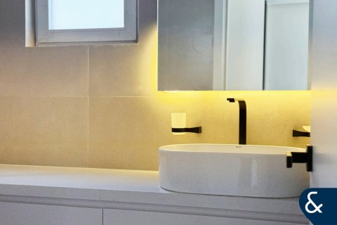 Villa in The Springs, Dubai, UAE 3 bedrooms, 167 sq.m. № 666419 - photo 30