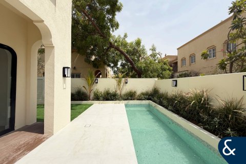 Villa in The Springs, Dubai, UAE 3 bedrooms, 167 sq.m. № 666419 - photo 2