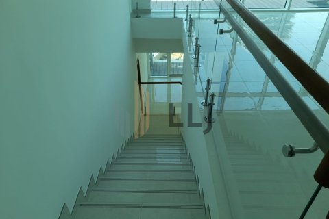 Kuća u nizu u gradu Al Raha Beach, Abu Dhabi, UAE 3 spavaće sobe, 367 m2 Br. 669040 - Slika 7
