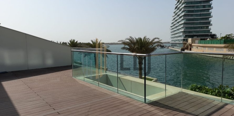 Kuća u nizu u gradu Al Raha Beach, Abu Dhabi, UAE 3 spavaće sobe, 367 m2 Br. 669040