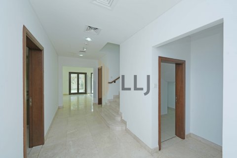 Villa Abu Dhabijā, AAE 4 istabas, 526.8 m2 Nr. 669041 - attēls 5
