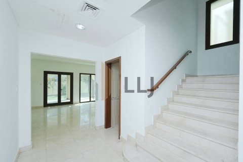 Villa Abu Dhabijā, AAE 4 istabas, 526.8 m2 Nr. 669041 - attēls 8