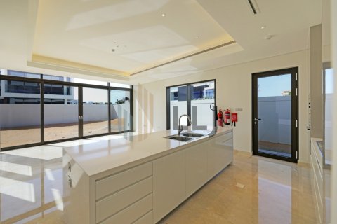 Saadiyat Island, Abu Dhabi, UAE의 판매용 빌라 침실 4개, 540.4제곱미터 번호 669037 - 사진 10