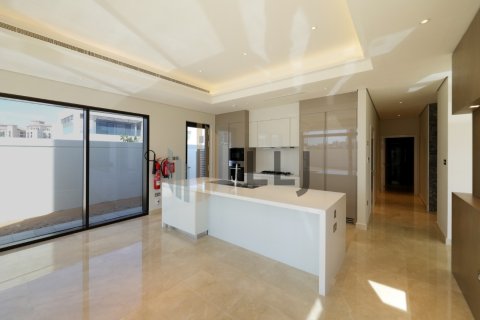 Saadiyat Island, Abu Dhabi, UAE의 판매용 빌라 침실 4개, 540.4제곱미터 번호 669037 - 사진 13