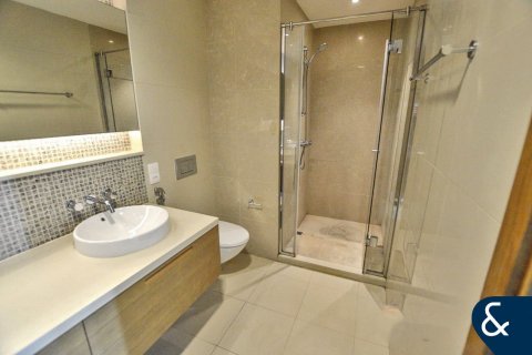 Downtown Dubai (Downtown Burj Dubai), Dubai, संयुक्त अरब अमीरात में अपार्टमेंट, 2 बेडरूम, 114 वर्ग मीटर, संख्या 667741 - फ़ोटो 5