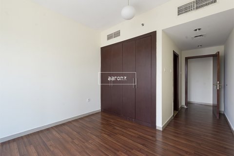 Apartment in Jumeirah Lake Towers, Dubai, UAE 2 bedrooms, 121.5 sq.m. № 636748 - photo 7