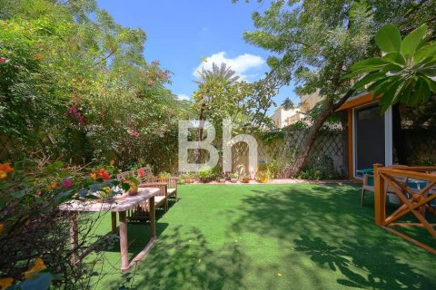 Vila u gradu The Springs, Dubai, UAE 3 spavaće sobe, 255 m2 Br. 643838 - Slika 3