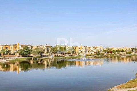 Villa para arrendamento em Arabian Ranches, Dubai, EAU 2 quartos, 215 m2 № 643841 - foto 11