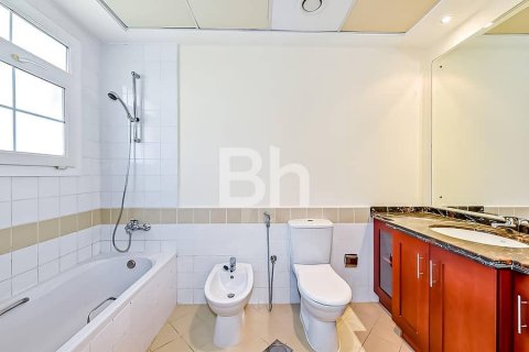 Villa para arrendamento em Arabian Ranches, Dubai, EAU 2 quartos, 215 m2 № 643841 - foto 6
