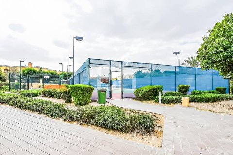 Villa para arrendamento em Arabian Ranches, Dubai, EAU 2 quartos, 215 m2 № 643841 - foto 10