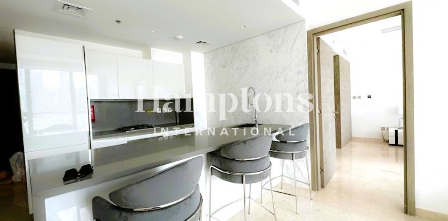 Appartamento a Business Bay, Dubai, EAU 1 camera da letto, 90.3017 mq. № 716147