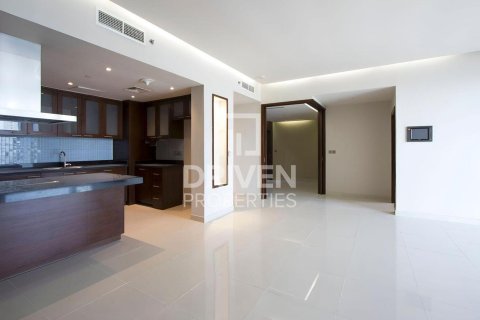 Lägenhet uthyres i Business Bay, Dubai, UAE 2 sovrum, 145.3 kvm Nr. 746528 - fotografi 1
