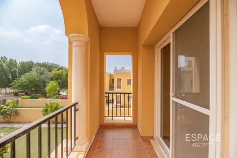 Kaupunkipientalo Arabian Ranches, Dubai, Arabiemiraatit 3 makuuhuonetta, 273 m2 № 650014 - kuva 13