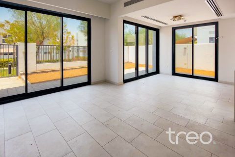 Townhouse di Dubai Land, Dubai, UEA 4 kamar tidur, 216.37 m2 nomor 755509 - foto 1