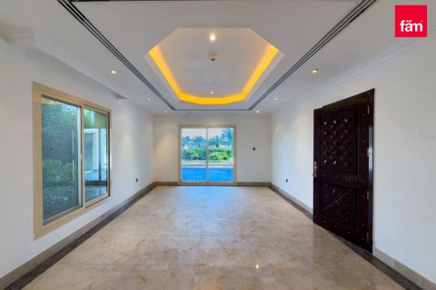 Villa itt: Dubai, EAE, 5 hálószoba, 1488 m², azonosító: 711636 - fénykép 7