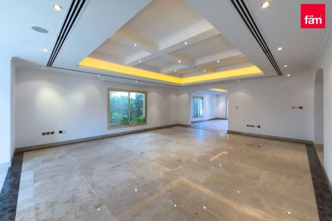 Villa itt: Dubai, EAE, 5 hálószoba, 1488 m², azonosító: 711636 - fénykép 17