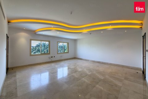 Villa itt: Dubai, EAE, 5 hálószoba, 1488 m², azonosító: 711636 - fénykép 3
