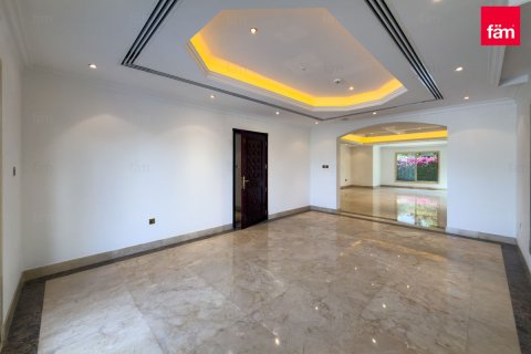 Villa itt: Dubai, EAE, 5 hálószoba, 1488 m², azonosító: 711636 - fénykép 16