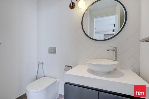 Appartement te huur in Dubai, VAE 1 slaapkamer, 87 vr.m., nr 679750 - foto 11