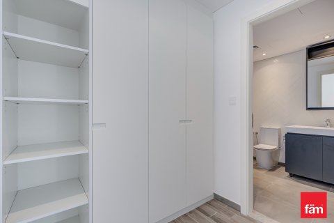 Appartement te huur in Dubai, VAE 1 slaapkamer, 87 vr.m., nr 679750 - foto 9