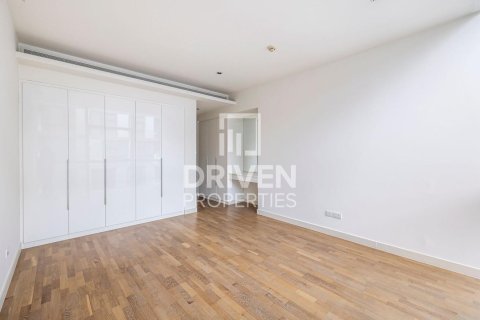 Huoneisto City Walk, Dubai, Arabiemiraatit 2 makuuhuonetta, 163.04 m2 № 742714 - kuva 2